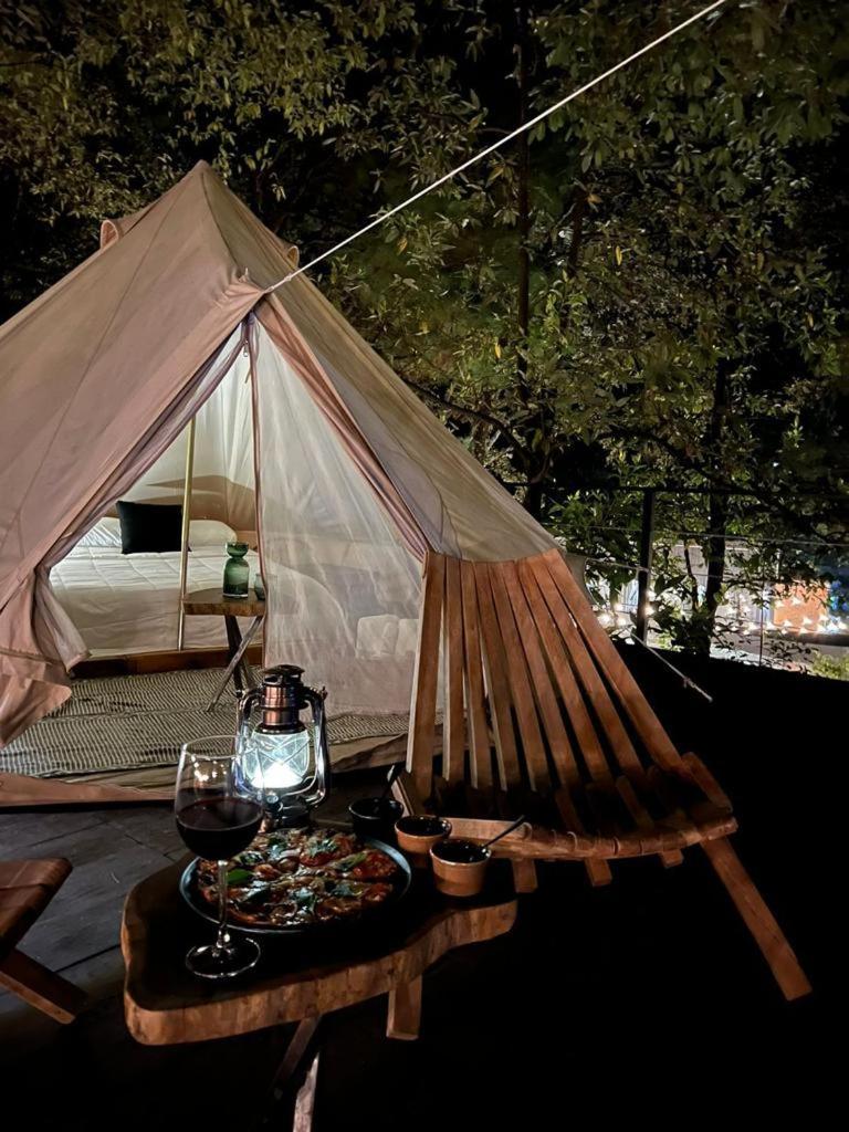 Hotel Oxu Solo Adultos Valle de Bravo Exteriér fotografie